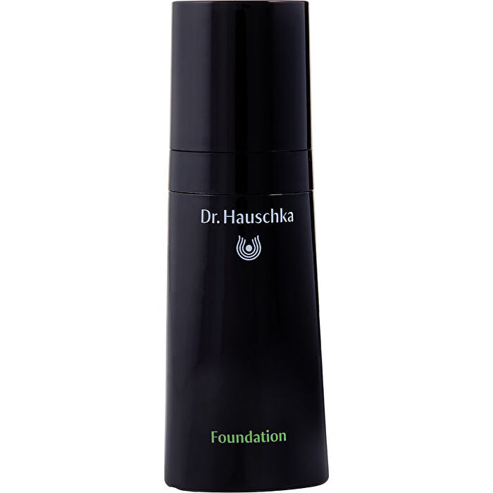 Dr. Hauschka Foundation - #002 (pine) -- 30ml/1oz
