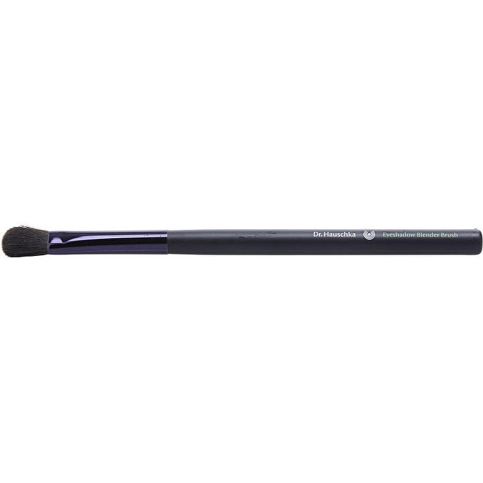 Dr. Hauschka Eyeshadow Blender Brush ---