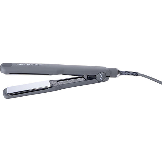 Brazilian Blowout Professional Titanium 450 Degree Flat Iron 110v Model 11t22